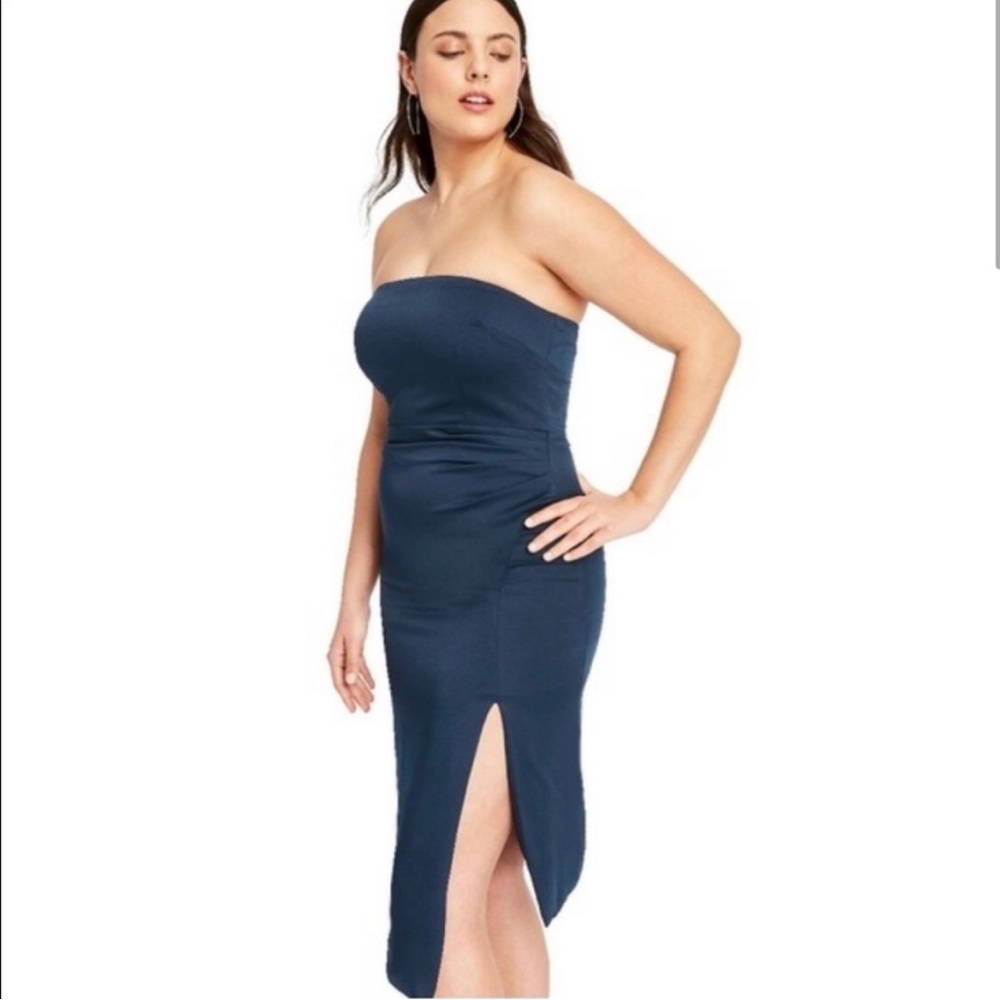 Cushnie Strapless Dress w/ Side Slit